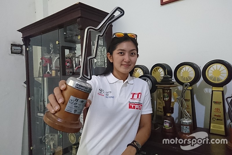 Makna hari Kartini di mata Alinka Hardianti