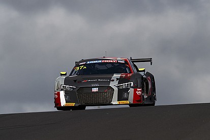 Frijns over Bathurst: "Dit is waar echte coureurs van houden"