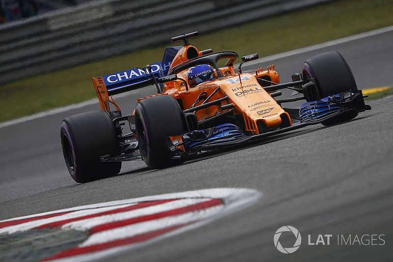 Alonso reconoce que la lucha con Vettel
