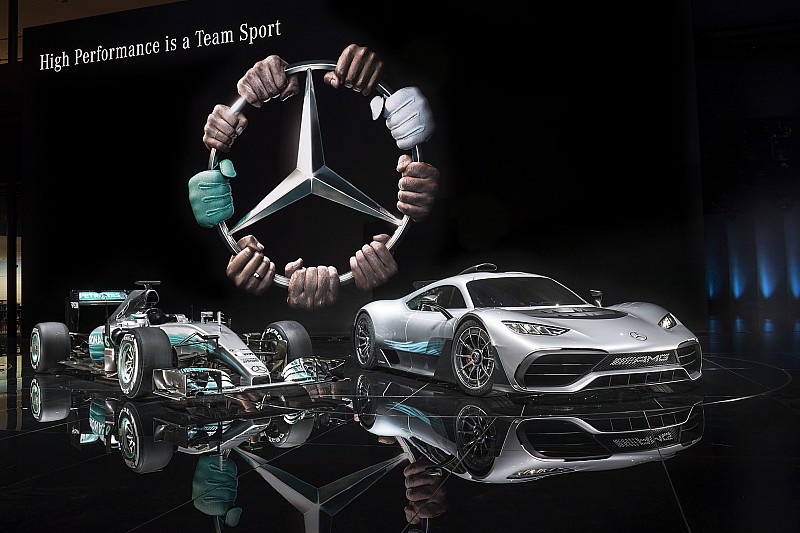 Los 10 coches con motores de F1 que existen en la realidad