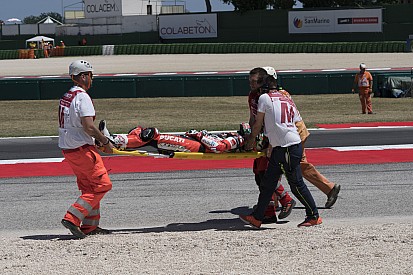 Absen di Race 2, Davies derita retak tulang punggung