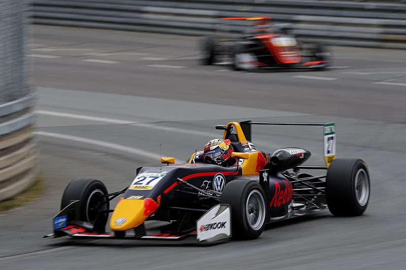 Norisring F3: Ticktum edges Vips in stop-start finale