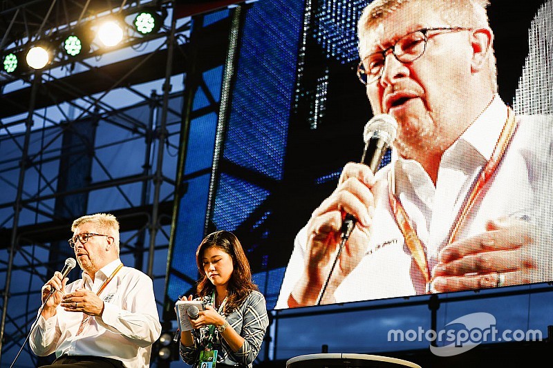 Brawn está equivocado sobre un potencial movimiento eléctrico de la F1, dice Agag