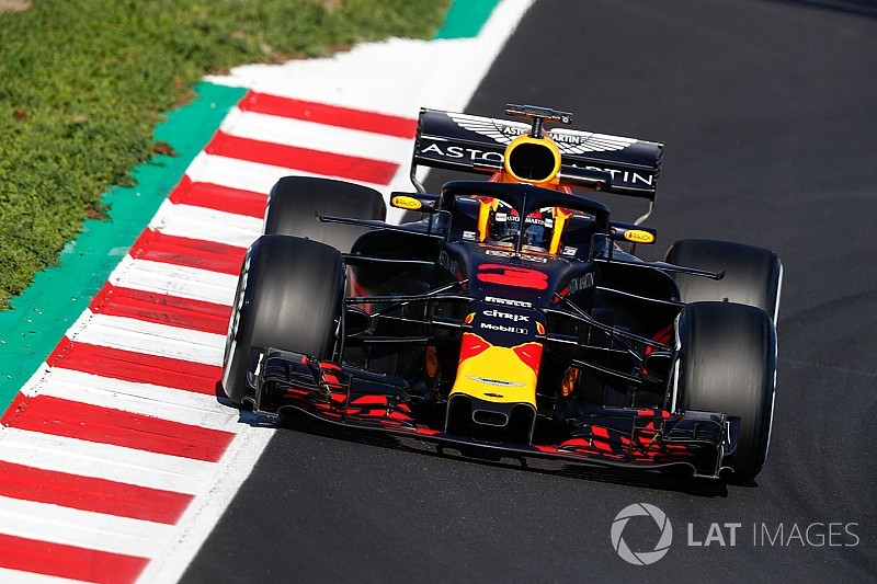 Wolff: Red Bull çok hızlı görünüyor