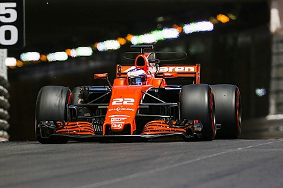 McLaren yeni sezondan önce bir veya iki sponsor daha açıklayacak