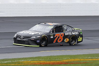 Truex takes Stage 1 win at New Hampshire