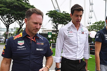Wolff zet plan voor derde auto door en wil naar F1 Strategy Group