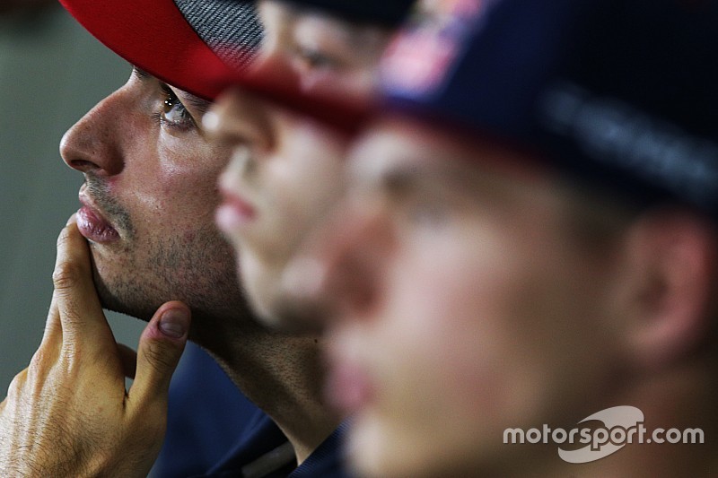 Toro Rosso 2016: стриманий