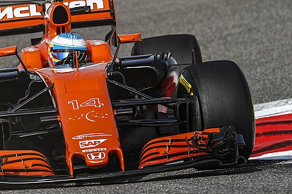 McLaren'ın 2018 aracı çarpışma testini geçti