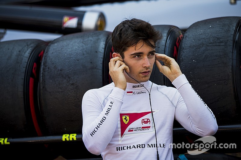 'Corazón roto en la carrera de casa', por Charles Leclerc