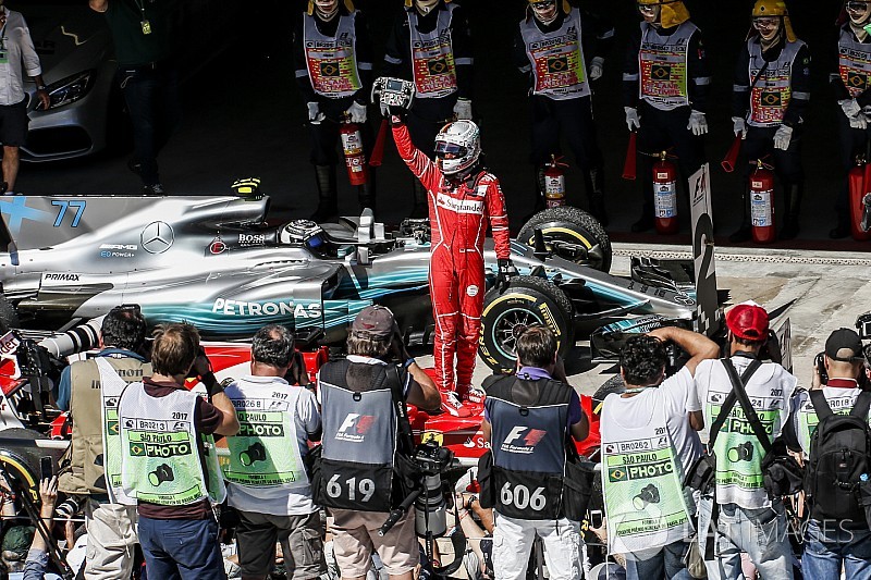 Vettel: Ferrari son yarışlardaki zorlukları hak etmedi