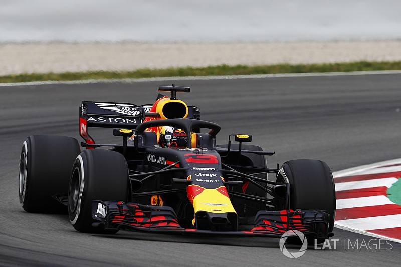Button, Ricciardo'yu Ferrari'de görmek istiyor