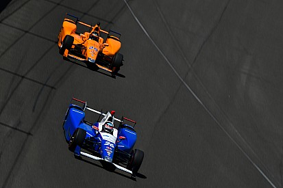 Sato sorprendido por el rápido avance de Fernando Alonso