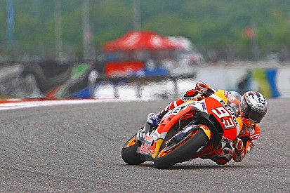 Marc Márquez y Honda busca soluciones para ciertos circuitos