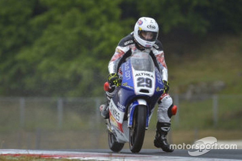 CIV Moto3: Spinelli trionfa sul bagnato. Pagliani ancora leader