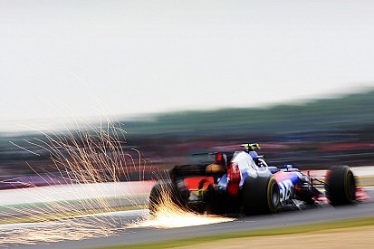 Los pilotos se enfrentarán en Silverstone a un nuevo desafío en la curva 1