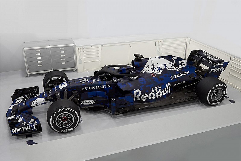 Red Bull muestra su RB14