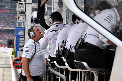 A Mercedes az FIA-val egyeztetett a Ferrari motorja miatt?