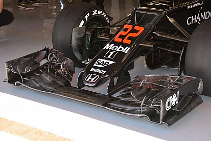 Технічний брифінг: переднє антикрило McLaren MP4-31