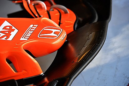 Ritiri: male McLaren e i team Renault. La sorpresa è la Force India!