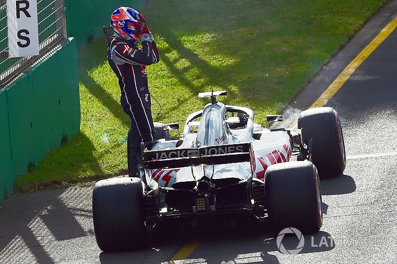 Haas é multada em 10 mil dólares após incidentes no box