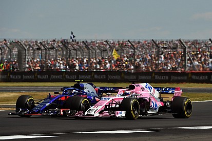 Gasly kritisch op "waardeloze" straf na duel met Perez