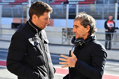 Prost: Ferrari 2018'de en büyük adımı motorda attı