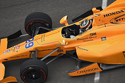 Трансляція тестів Алонсо в IndyCar зібрала більше двох мільйонів переглядів