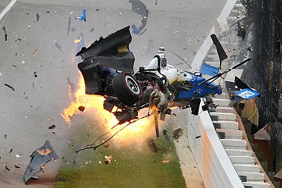 Безумная авария Диксона на Indy 500: история словами фотографа