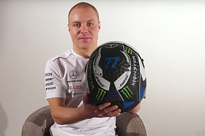 Vídeo: Bottas descubre su nuevo casco diseñado por un fan