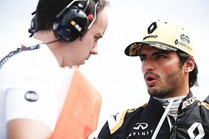 Sainz: Renault'da kalırsam mutlu olurum