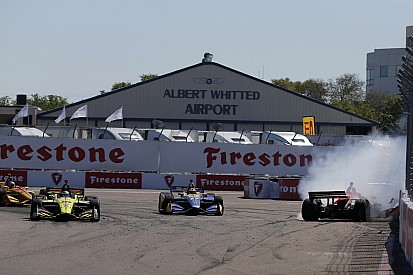 Аварии в IndyCar и другие лучшие гоночные видеоролики уик-энда
