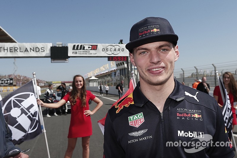 A Toro Rosso szerint Verstappen fantasztikus munkát végez