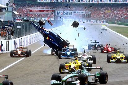 Fotostrecke: Heftigste Startunfälle der Formel-1-Geschichte