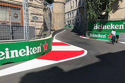 Nach Unfällen: Formel 1 verändert Randstein in Baku