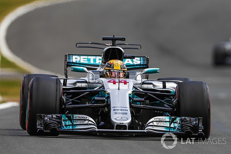 EL3 - Hamilton d'un rien devant Vettel, avant la pluie
