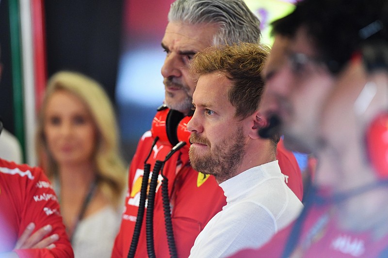 A mai, ferraris Vettel jobb lenne, mint aki a Red Bullnál versenyzett?!