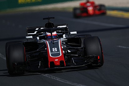 Алонсо назвал машину Haas репликой Ferrari и не удивился ее скорости