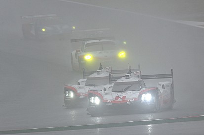 I piloti Porsche in coro: "Non riuscivamo a mandare in temperatura le gomme"