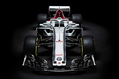 Analisi Alfa Romeo Sauber C37: pance e sospensioni con scelte ardite