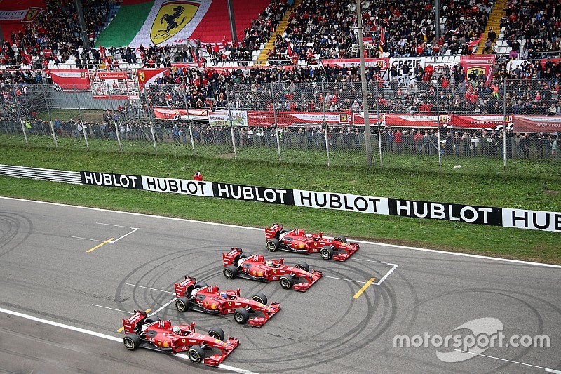 Il Ferrari Show infiamma le tribune di Monza per la chiusura delle Finali Mondiali