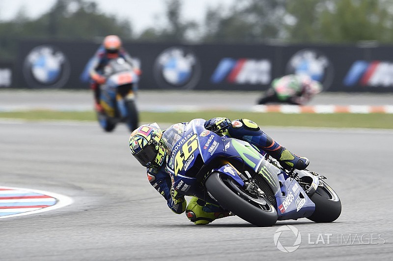 【MotoGP】ブルノ合同テスト:首位ロッシ、0.018秒差でマルケス破る
