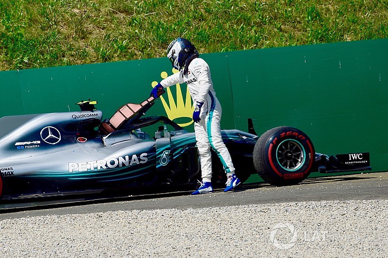 Bottas'ın güç ünitesi değişti, grid cezasına yaklaştı!