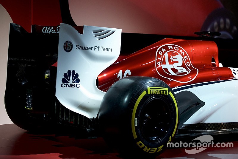 Ma mutatják be az Alfa Romeo Saubert, és a Renault 2018-as F1-es gépét