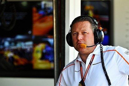 Brown: McLaren cumpriu cota de patrocínios em 2018
