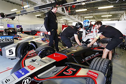 FIA оштрафовала команды Формулы Е за Wi-Fi