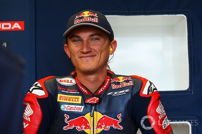 Gagne perkuat Honda WorldSBK, Bradl tersingkir