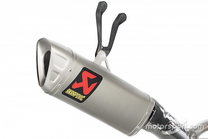 Honda WorldSBK resmi pakai knalpot Akrapovic