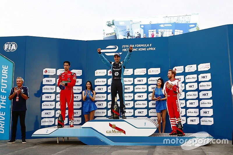 Formel E in Hongkong: Champion Sebastien Buemi besiegt das Chaos in China