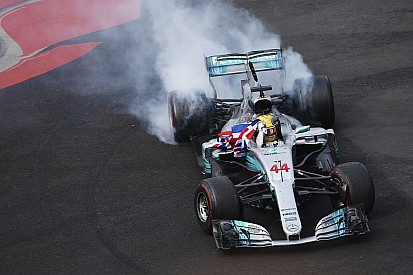 McLaren : Mercedes est "grand favori" à la victoire jusqu'en 2020